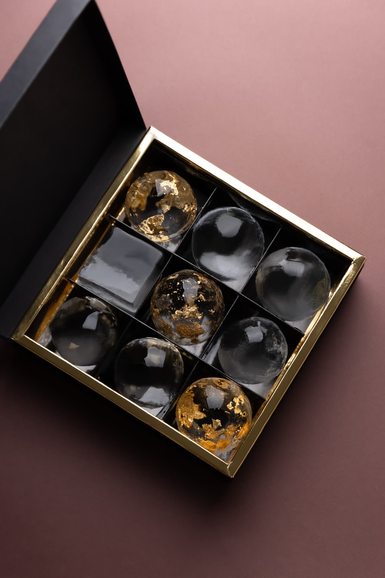 Nine-sphere Signature and Prestige gift box